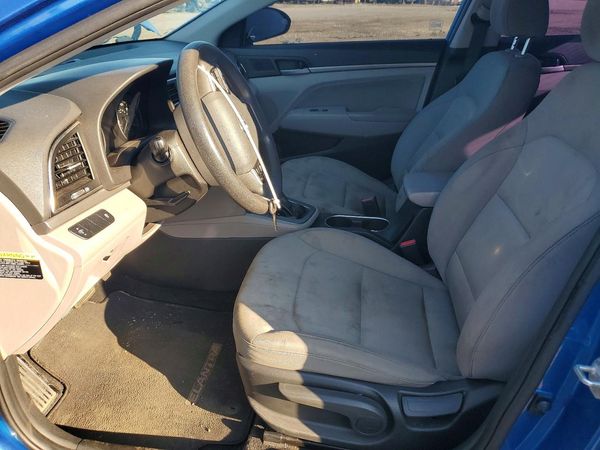 2017 HYUNDAI ELANTRA
