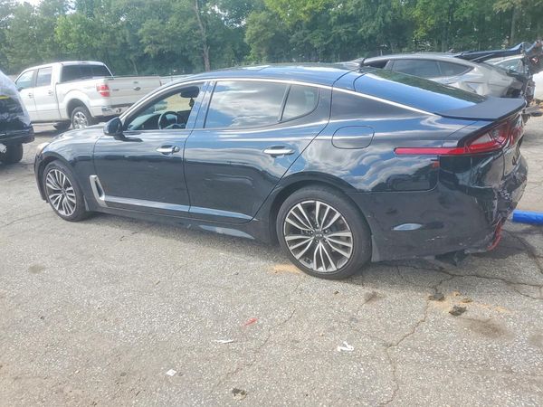 2018 KIA STINGER