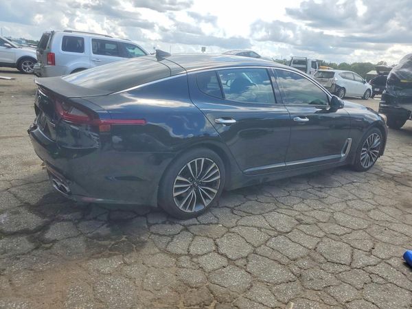 2018 KIA STINGER