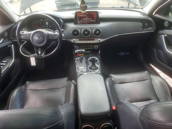 2018 KIA STINGER