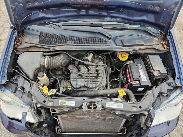 2016 DODGE GRAND CARAVAN SE