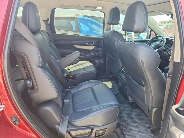 2022 SUBARU ASCENT Limited 7