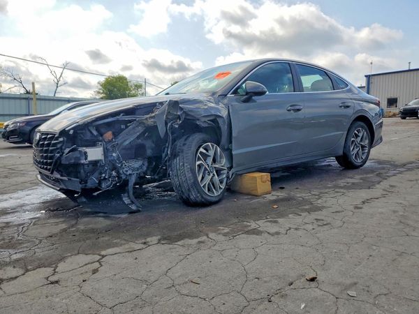 2023 HYUNDAI SONATA SEL — Front 3/4