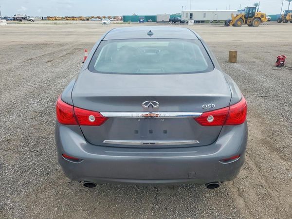 2015 INFINITI Q50