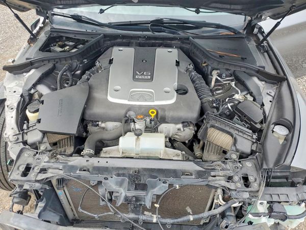 2015 INFINITI Q50