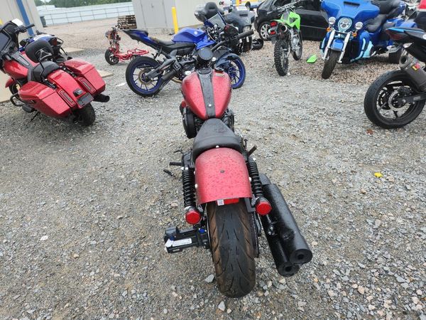 2025 INDIAN MOTORCYCLE CO. MOTORCYCLE
