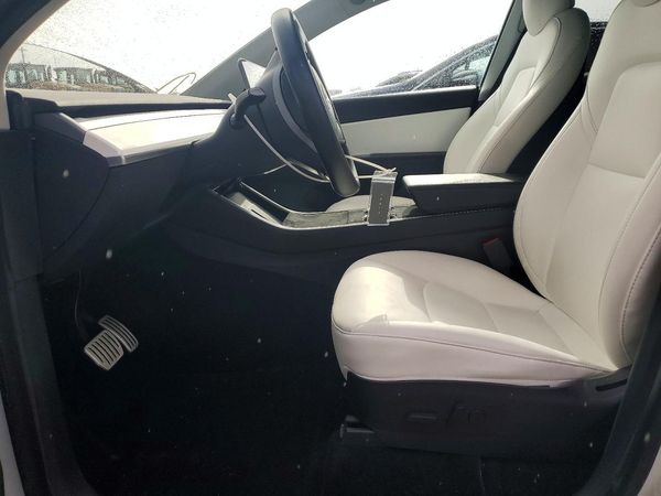 2020 TESLA MODEL Y