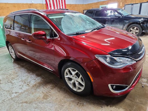 2017 CHRYSLER PACIFICA Touring L Plus