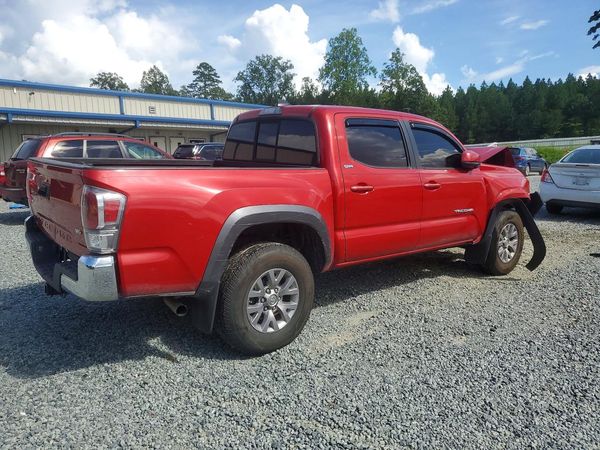2017 TOYOTA TACOMA