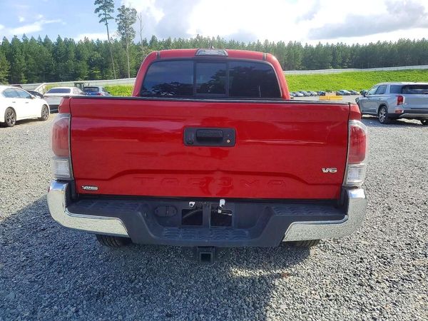2017 TOYOTA TACOMA