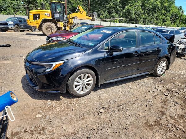 2026 TOYOTA COROLLA