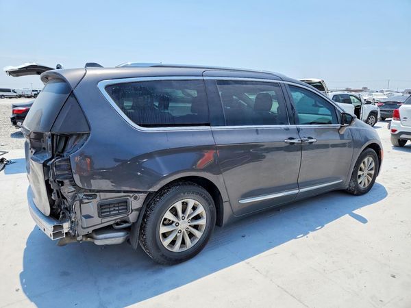 2018 CHRYSLER PACIFICA