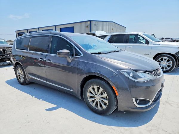 2018 CHRYSLER PACIFICA