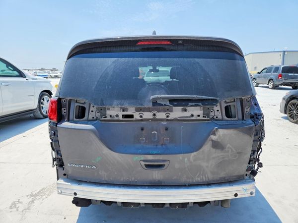 2018 CHRYSLER PACIFICA