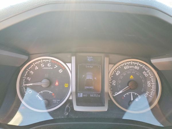 2020 TOYOTA TACOMA SR5
