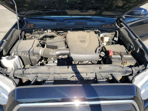 2020 TOYOTA TACOMA SR5