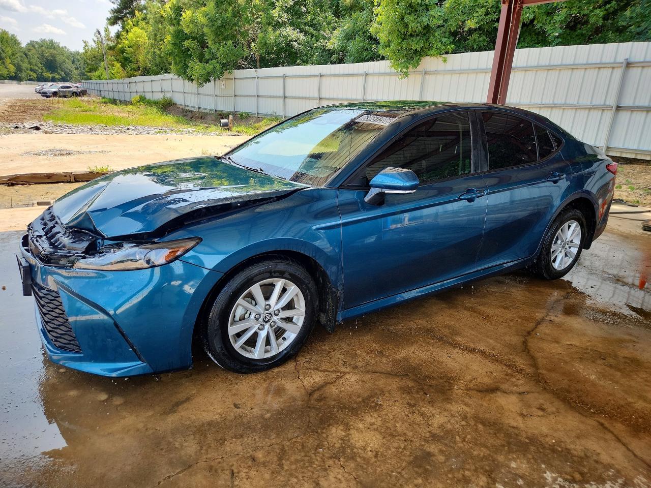 2025 TOYOTA CAMRY — Front 3/4
