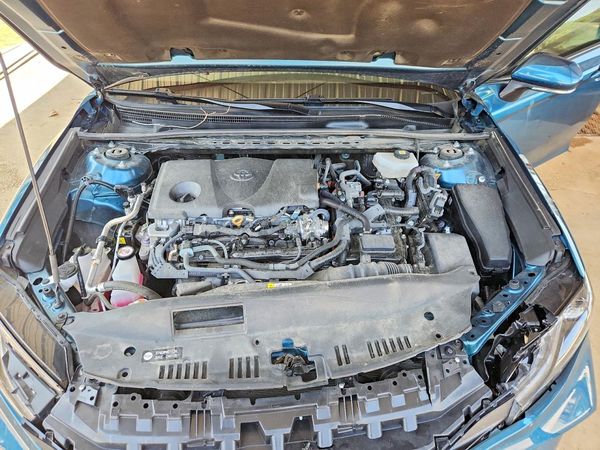 2025 TOYOTA CAMRY — Engine bay