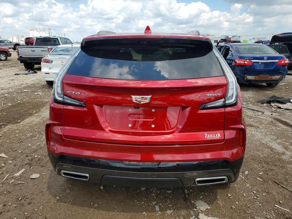 2024 CADILLAC XT4 Sport