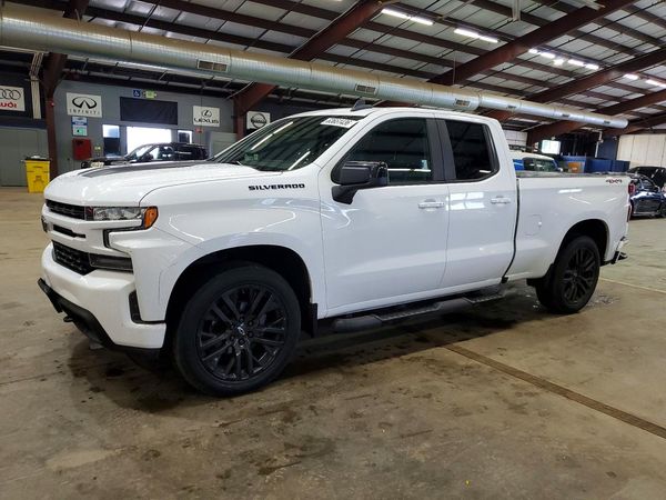 2020 CHEVROLET SILVERADO RST