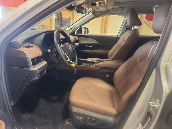 2024 TOYOTA GRAND HIGHLANDER