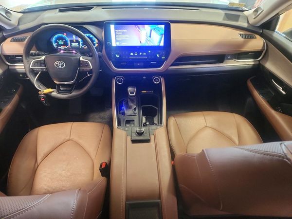 2024 TOYOTA GRAND HIGHLANDER