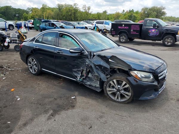 2015 MERCEDES-BENZ C Base