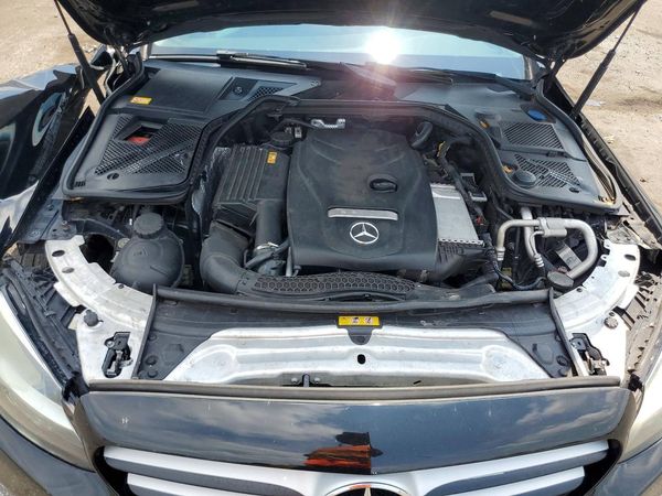 2015 MERCEDES-BENZ C Base