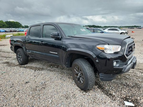 2022 TOYOTA TACOMA SR5
