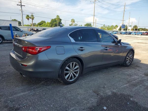 2015 INFINITI Q50