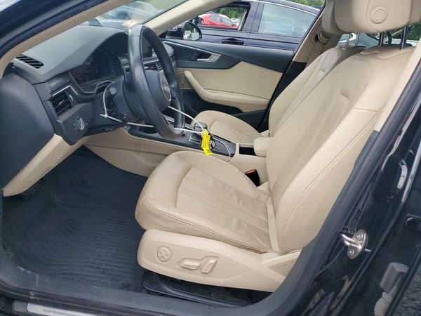 2019 AUDI A4 quattro Premium Plus