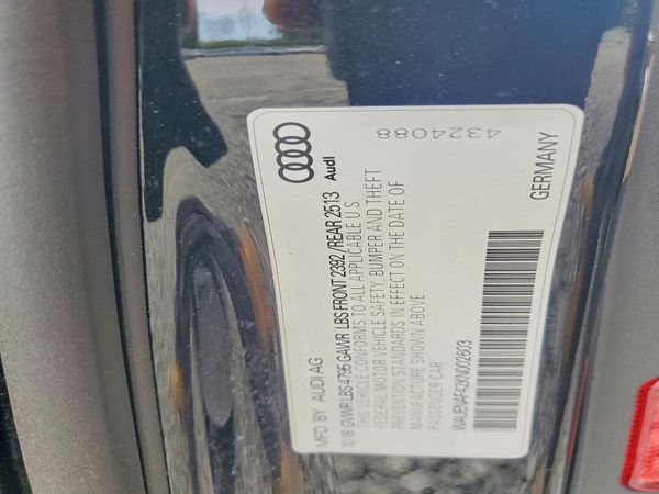 2019 AUDI A4 quattro Premium Plus