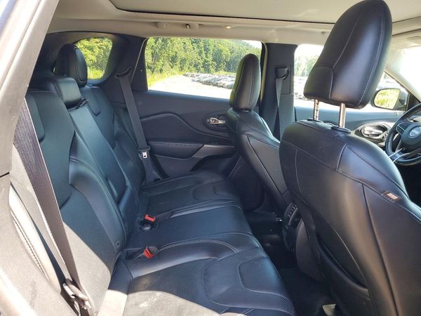 2019 JEEP CHEROKEE LIMITED 4X4