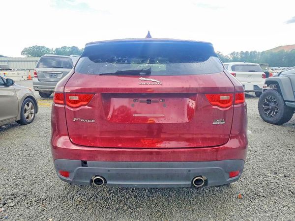 2017 JAGUAR F-PACE Prestige — DIRR