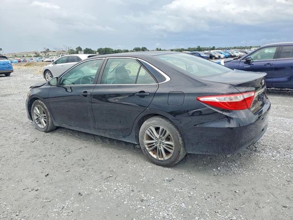 2015 TOYOTA CAMRY
