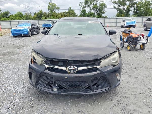 2015 TOYOTA CAMRY