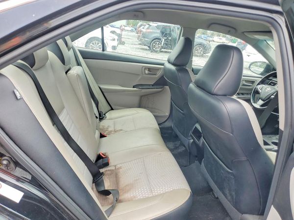 2015 TOYOTA CAMRY