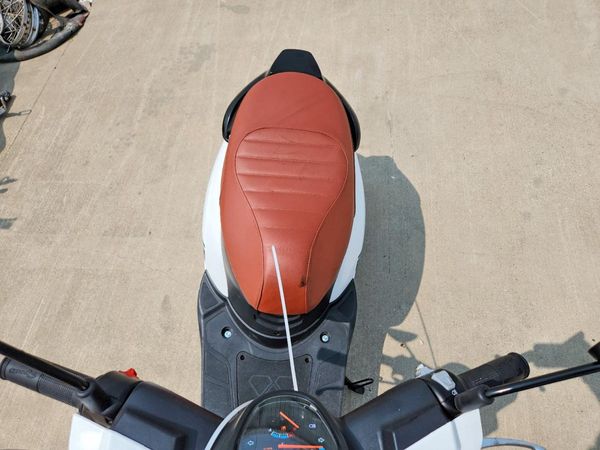 2025 VESPA SCOOTER