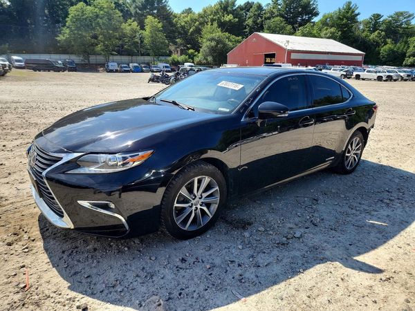 2016 LEXUS ES 300h