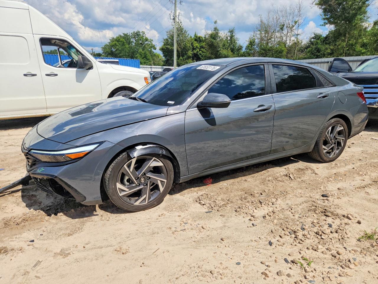 2025 HYUNDAI ELANTRA Limited