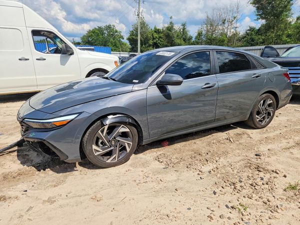2025 HYUNDAI ELANTRA Limited