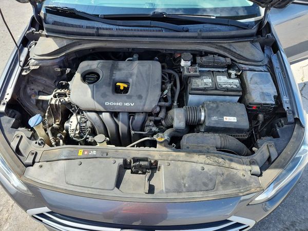 2018 HYUNDAI ELANTRA