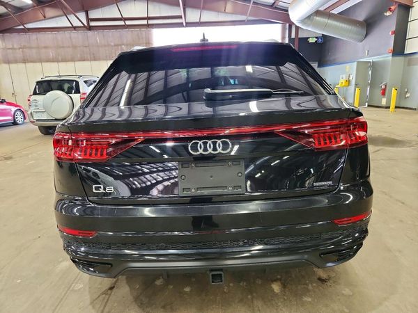 2019 AUDI Q8 S Line quattro Prestige