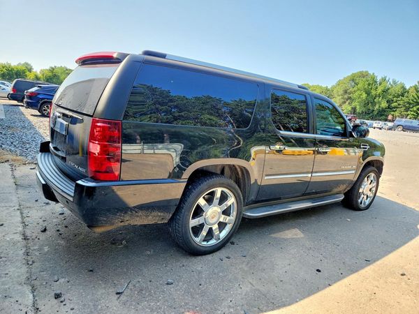 2014 CADILLAC ESCALADE ESV Luxury