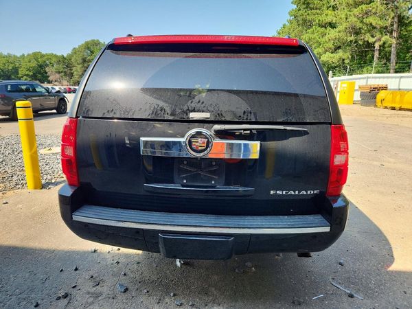 2014 CADILLAC ESCALADE ESV Luxury
