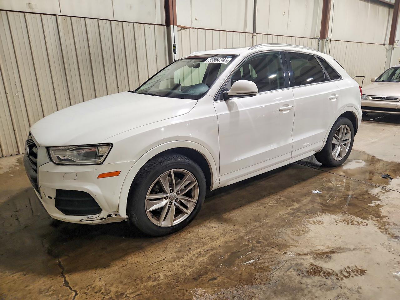 2016 AUDI Q3 quattro Premium Plus
