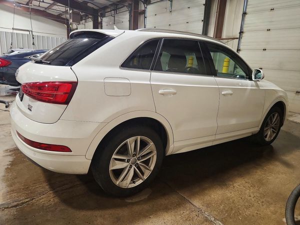 2016 AUDI Q3 quattro Premium Plus