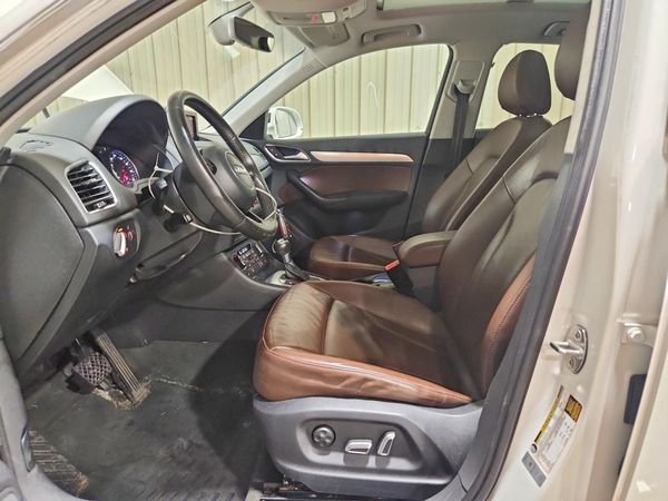 2016 AUDI Q3 quattro Premium Plus