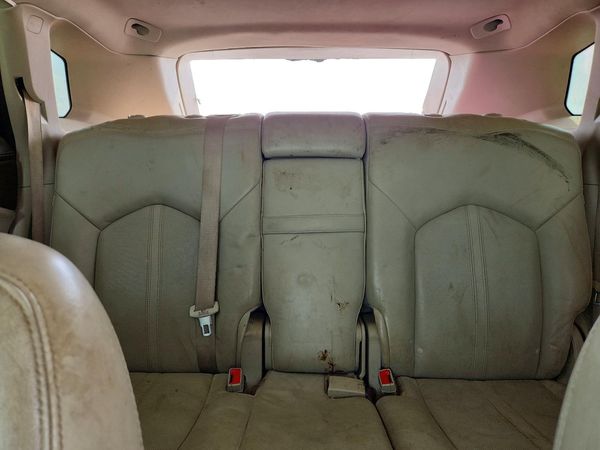 2012 CADILLAC SRX Luxury