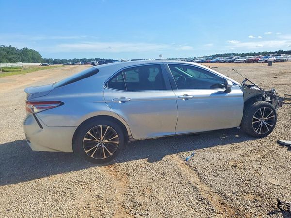 2018 TOYOTA CAMRY L/LE/SE/XLE